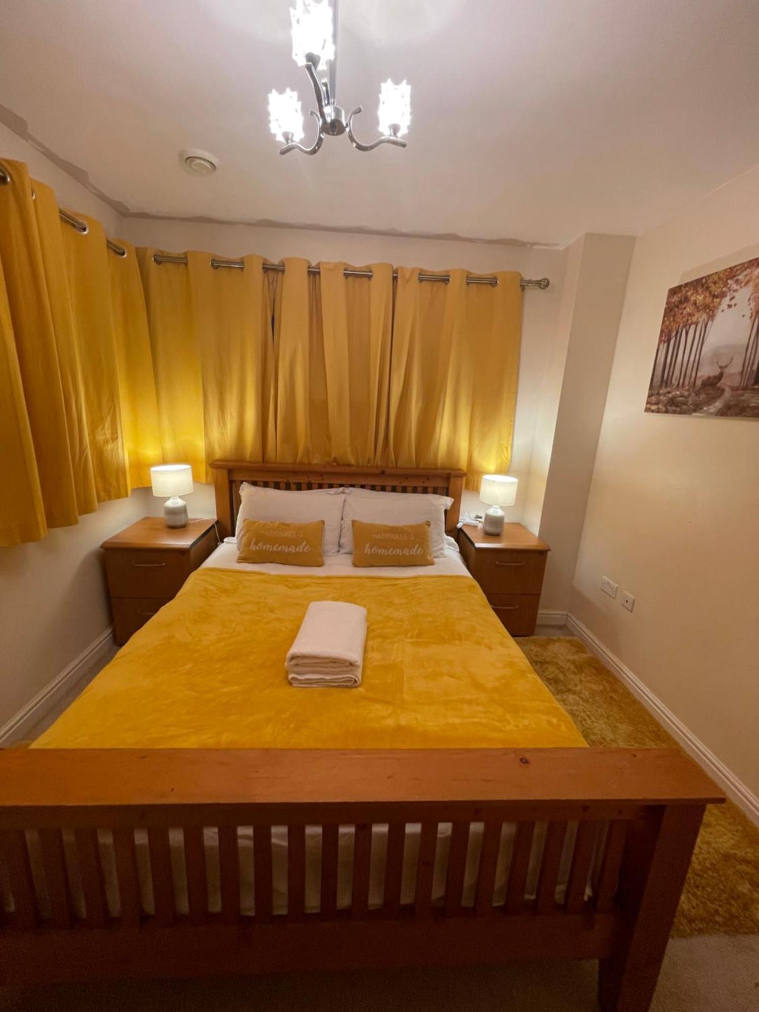 Holiday Home In Cardiff. Sleeps 6 Zewnętrze zdjęcie